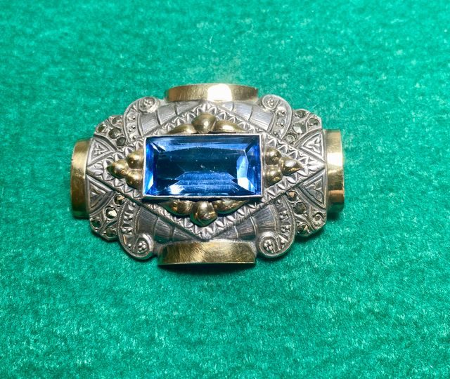 Broche joya Art Deco plata, marquesitas y espinela