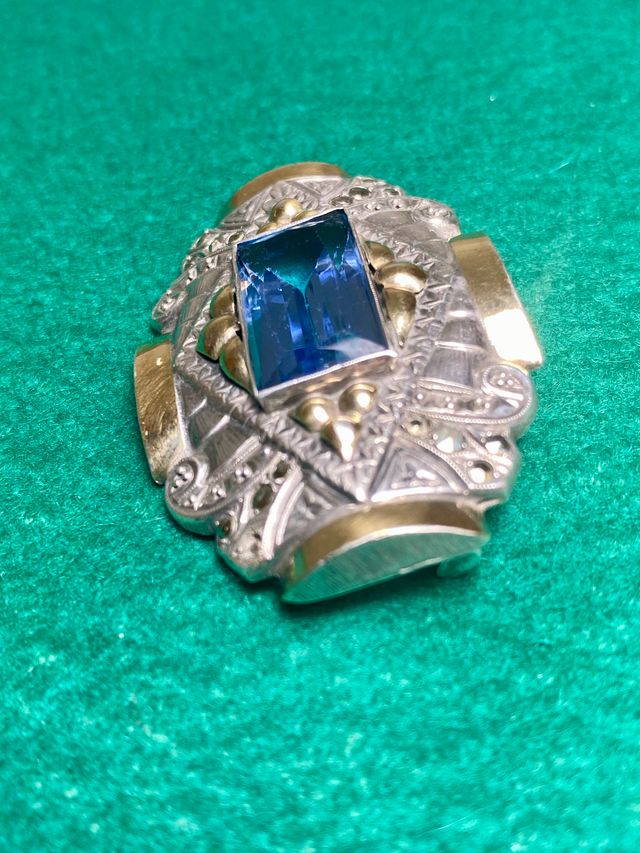Broche joya Art Deco plata, marquesitas y espinela