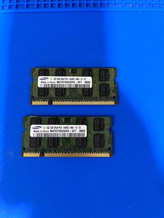 2x Samsung 2GB DDR2 Portátil RAM