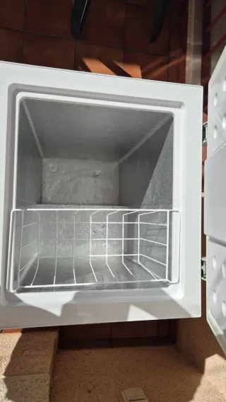 Arcón Congelador KUNFT - MODELO KCF1897 WH