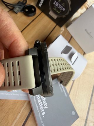 Suunto Vertical Titanium Solar Sand