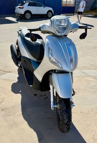 Piaggio Beverly 300s Impoluta
