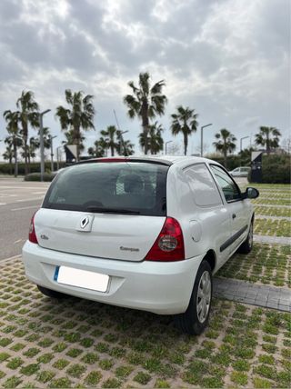 Renault Clio 2010