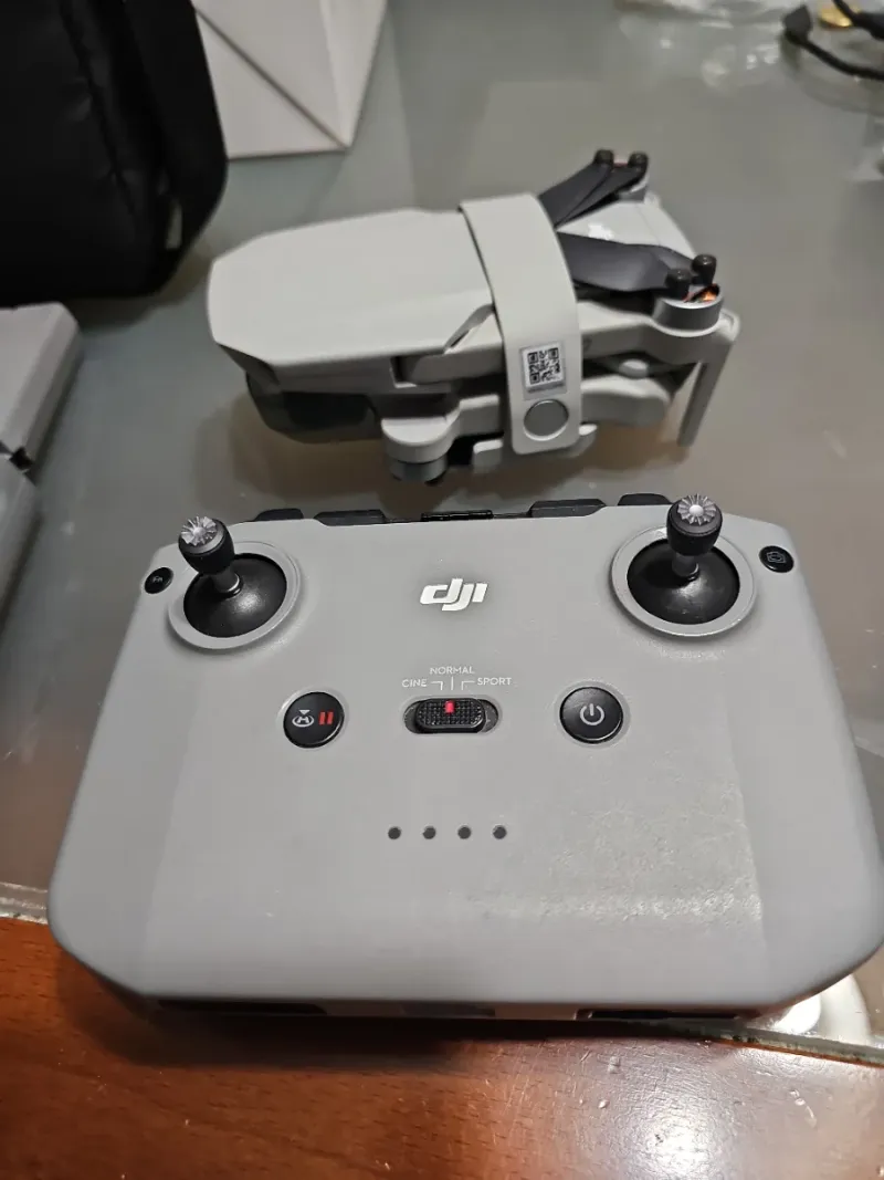 Dron DJI Mini 2 4K combo, 3 baterias y filtros. afbeelding 2