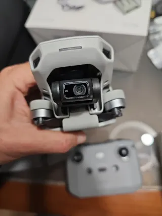 Dron DJI Mini 2 4K combo, 3 baterias y filtros.