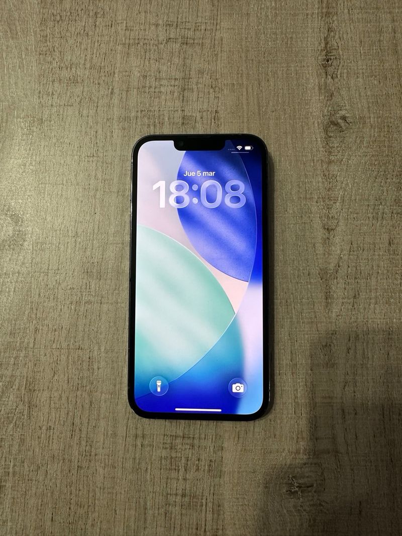 iPhone 13 Pro Azul en muy buen estado afbeelding 4