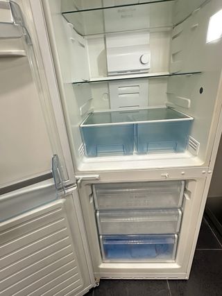 Nevera Bosch semi nueva