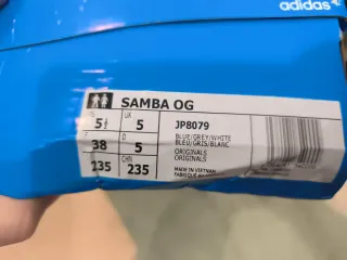 Adidas Botines Estampados Azul y Gris