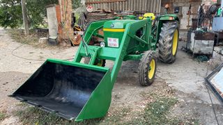 Tractor John Deere 1635 con pala