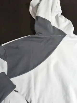 Sudadera Yuxus Talla XL con etiqueta