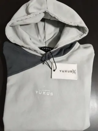 Sudadera Yuxus Talla XL con etiqueta