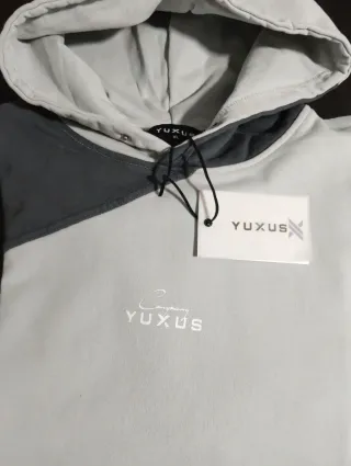 Sudadera Yuxus Talla XL con etiqueta