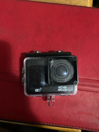 Cámara Acción SK8 4K Plus Wi-Fi Carcasa