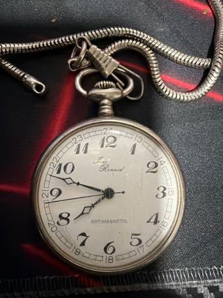 Reloj de bolsillo antiguo Ines Renoid