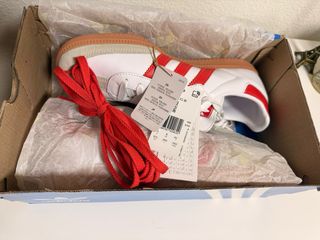 Adidas Samba T42 Blancas y Rojas