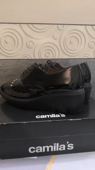 Zapatos de charol negros