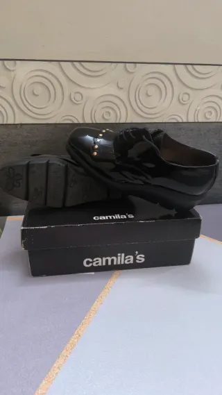 Zapatos de charol negros