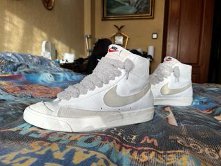 Nike Blazer Mid '77 Talla 45 Beige/Blanco