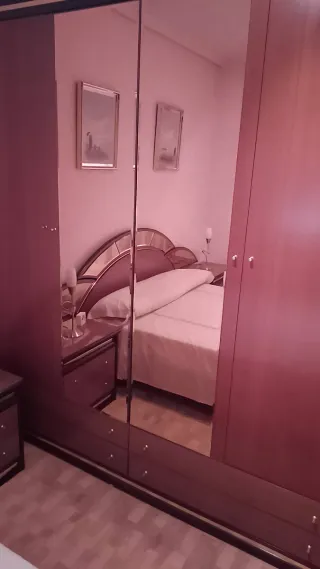 Dormitorio completo madera y tela