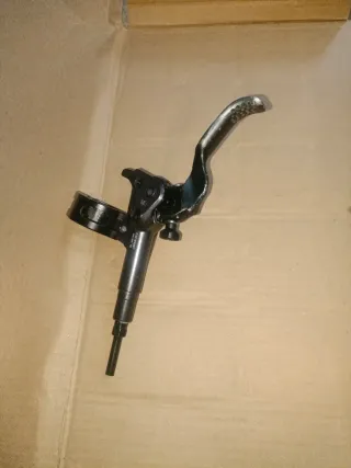 Freno XT M8100 y Mando Cambio XT M8000 2/3 platos