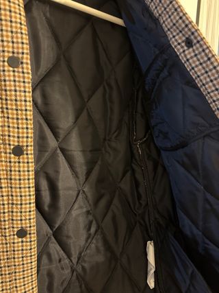 Cazadora Zara cuadros beige