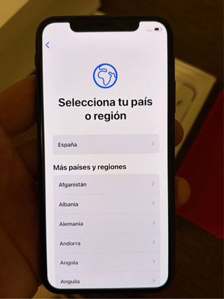 iPhone XS 64GB Negro Caja y Funda Roja