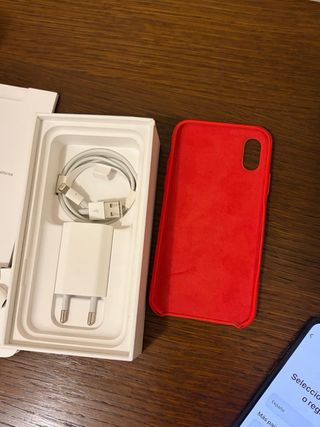 iPhone XS 64GB Negro Caja y Funda Roja