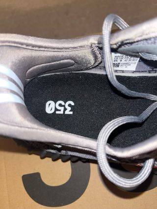 Adidas Yeezy Boost 350 V2 Zebra