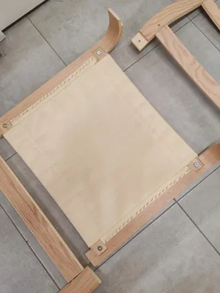 Sillón y reposapiés Poäng IKEA