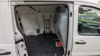 Alquiler furgoneta para mudanzas y portes por dias