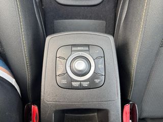 Renault Scenic 2010 1.9 130cv pegatina b