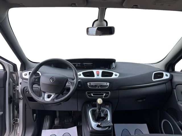 Renault Scenic 2010 1.9 130cv pegatina b