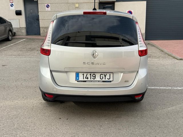 Renault Scenic 2010 1.9 130cv pegatina b