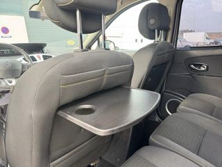 Renault Scenic 2010 1.9 130cv pegatina b