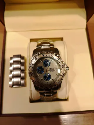 Reloj Lotus Cuarzo Plata y Blanco