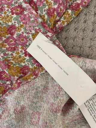 Camiseta Brownie floral S-M 100% viscosa