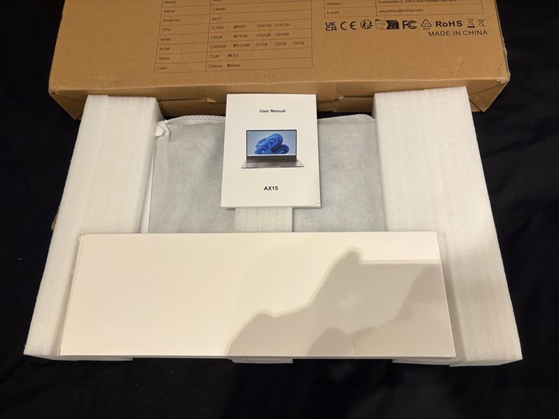 Portátil AOC AX15 Plata SIN ESTRENAR