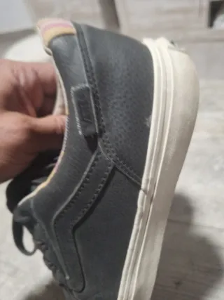 Zapatillas Vans grises piel