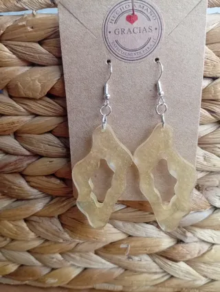 Pendientes artesanales