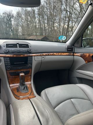 Mercedes-Benz E280 GLP (ETIQUETA ECO)