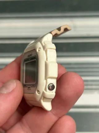 Reloj Casio F-150WHC