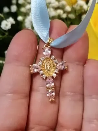 Colgante Cruz Fallera Rosa y dorado