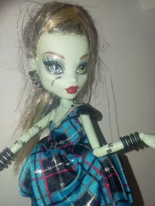 Muñeca Monster High Frankie Stein