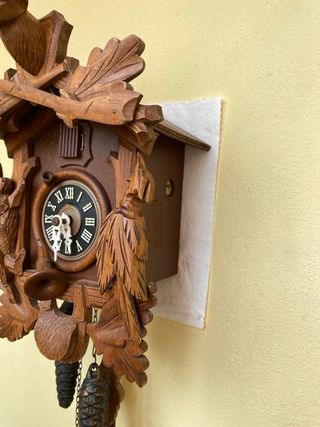 Orologio a cucù con cervo