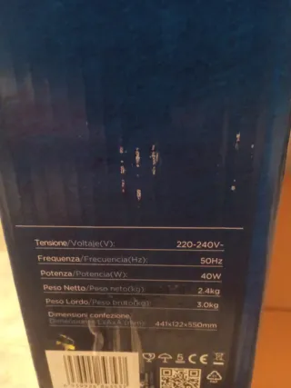 Ventilador de mesa blanco 3 velocidades desmontado