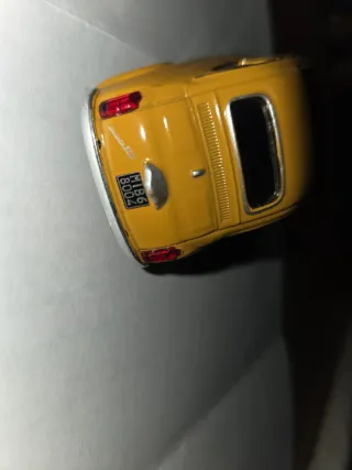 Fiat 500 L Ocra 1/43 Welly
