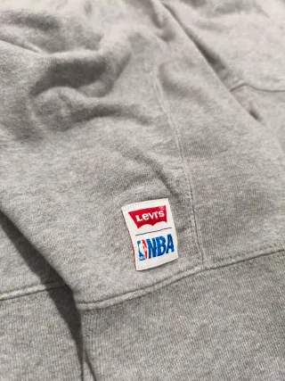 Sudadera Levi's NBA Cleveland Cavaliers Gris