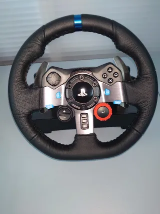 Volante Logitech PS y Pedales