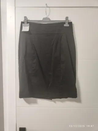 Falda negra talla xl