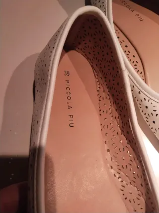 Manoletinas Piccola Piu blancas rejilla T.39